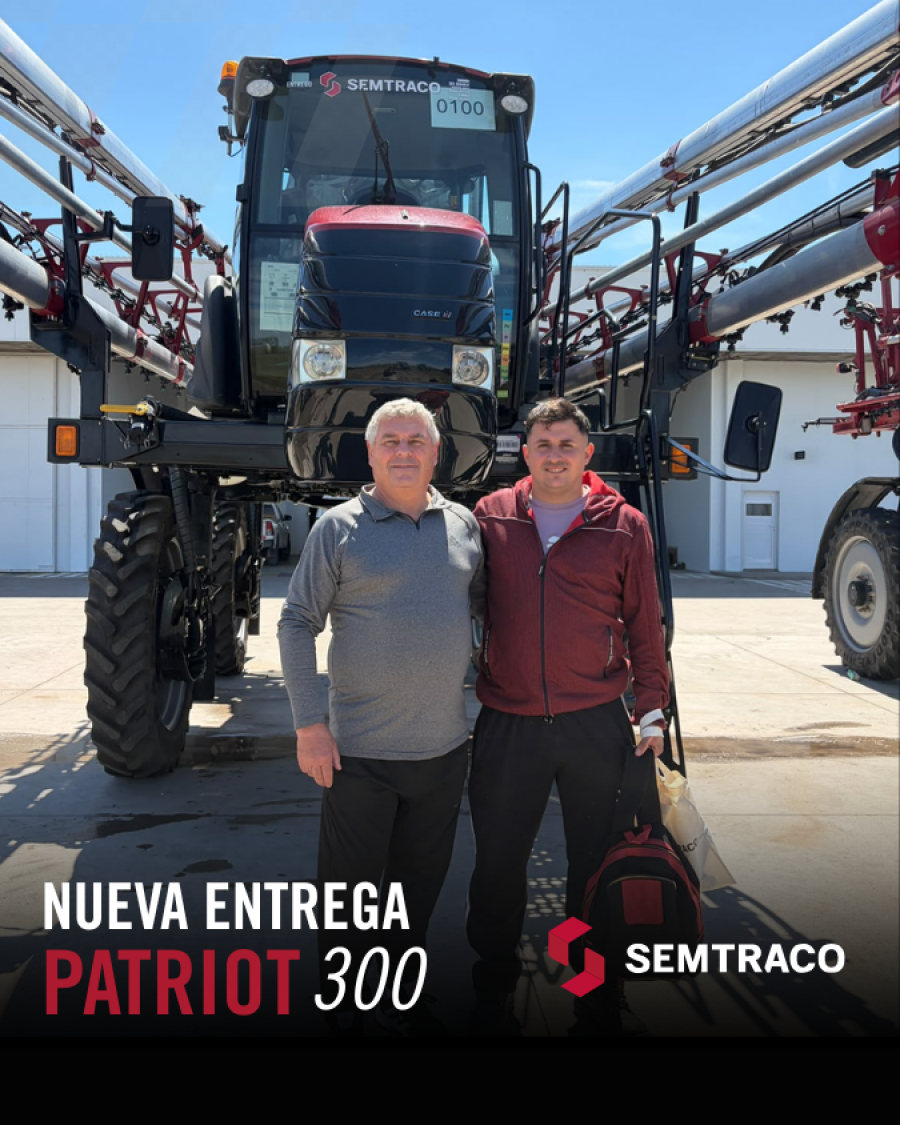 Entrega Case IH Patriot 300 en Monte Maíz
